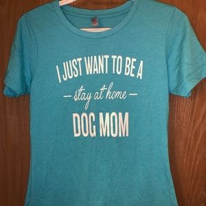 Dog mom Tee